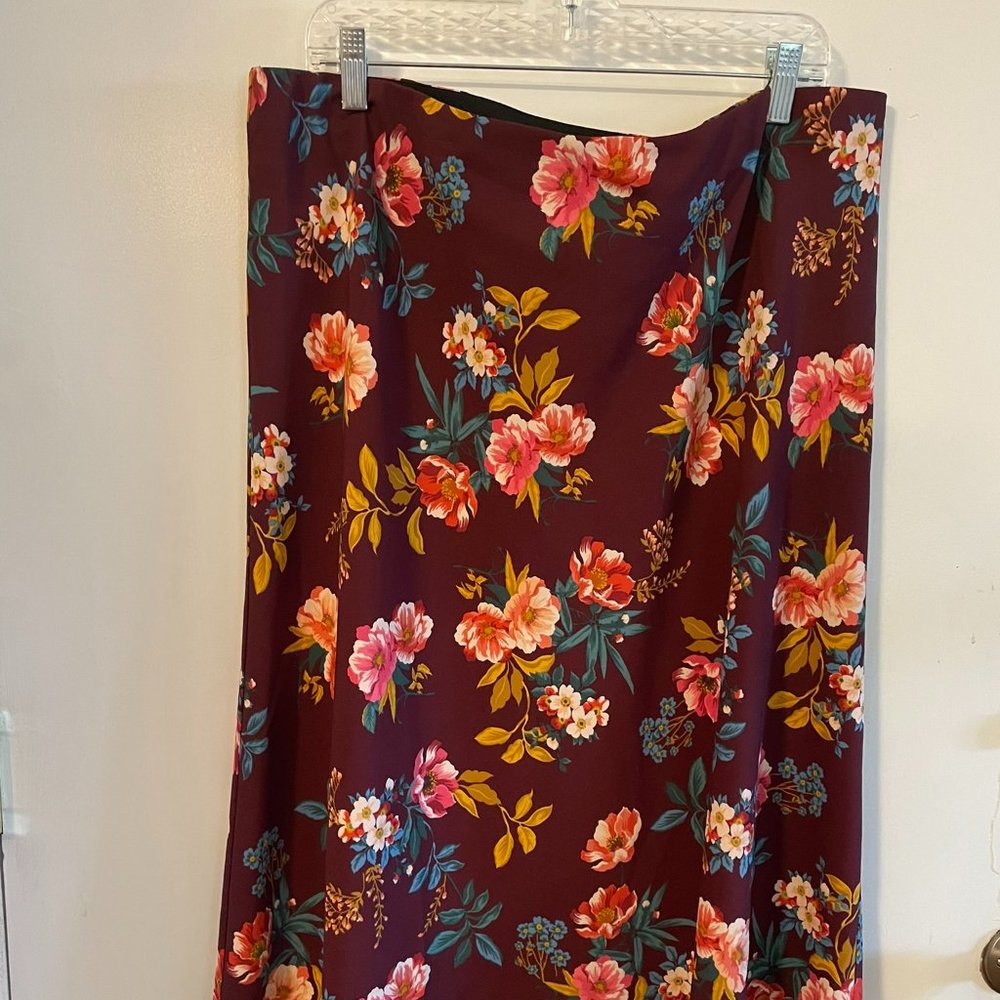 Silky floral skirt